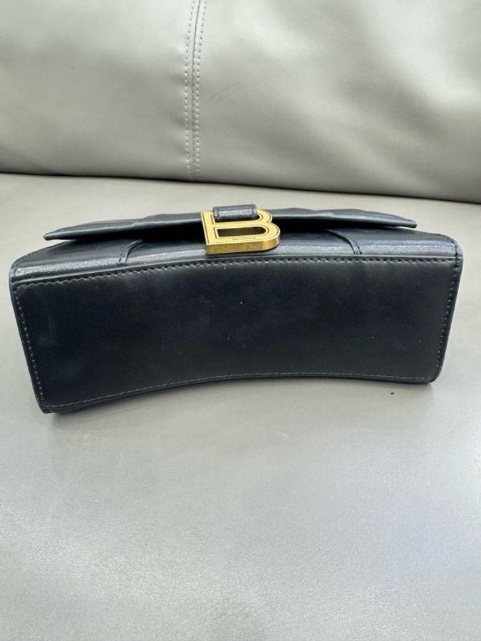 Balenciaga巴黎世家/沙漏xs,牛皮革 長22.9 x 14x 10-7