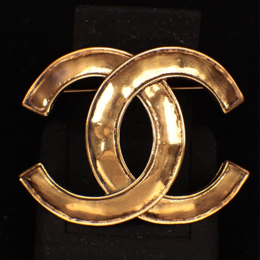 Chanel 94年素金大CC胸针-7