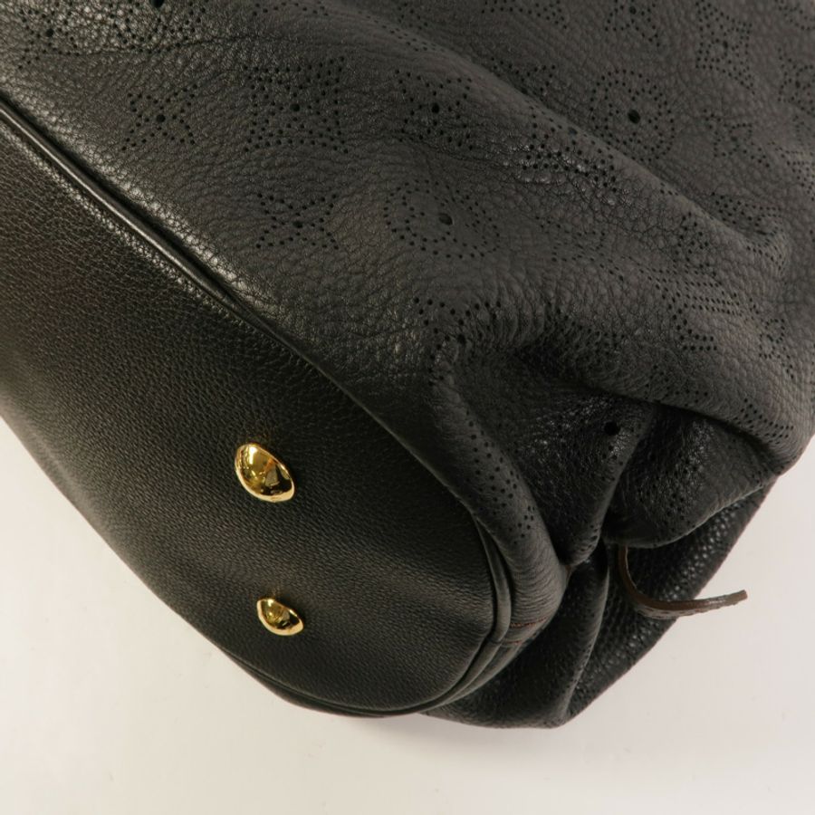LOUIS VUITTON Mahina Mahina XL肩背袋-11