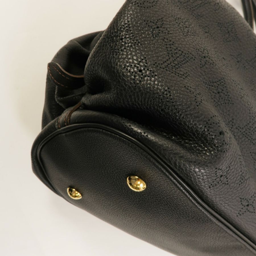 LOUIS VUITTON Mahina Mahina XL肩背袋-12