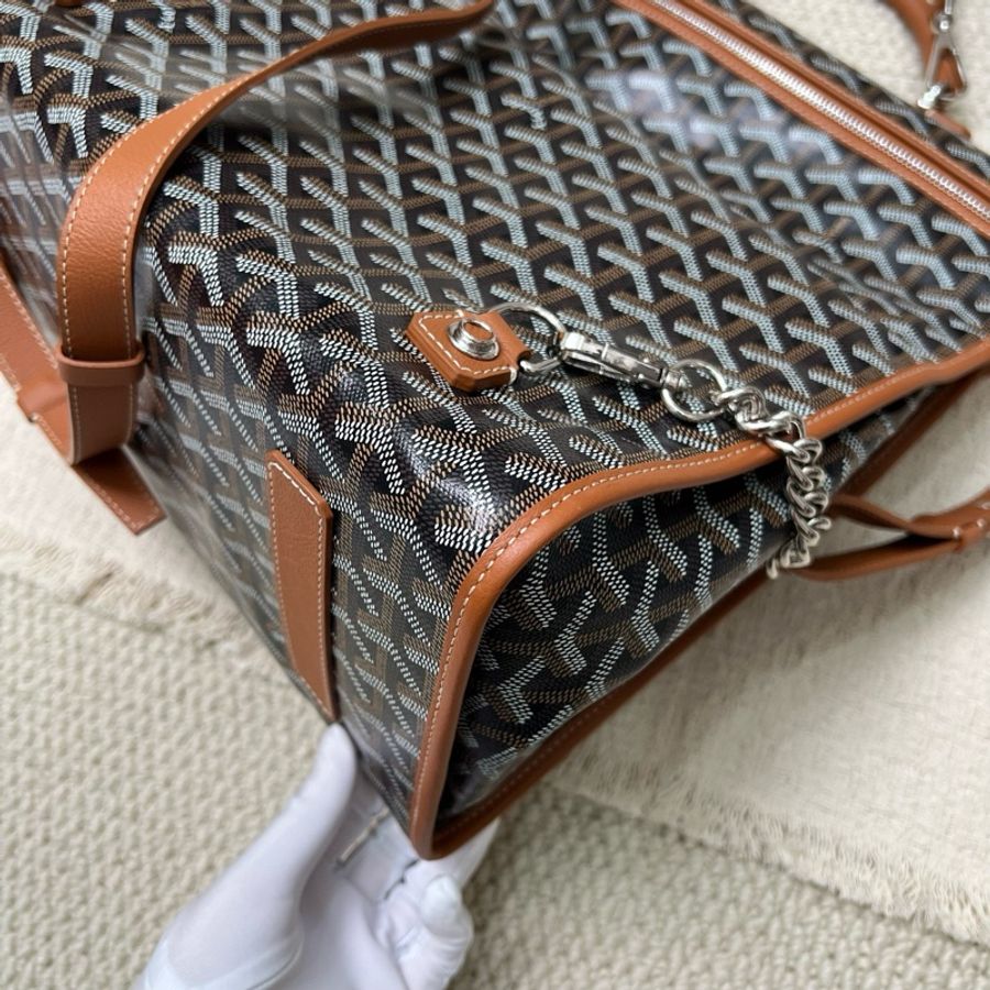Goyard/戈雅 Saint Leger Y字老花滿印中號雙肩包-5