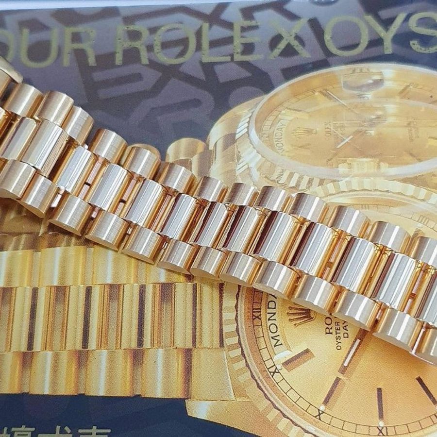【大眾名錶】ROLEX 勞力士 18238 Day-Date 蠔式18K金 小紅寶多層鑽面盤 錶徑36 B1093-4