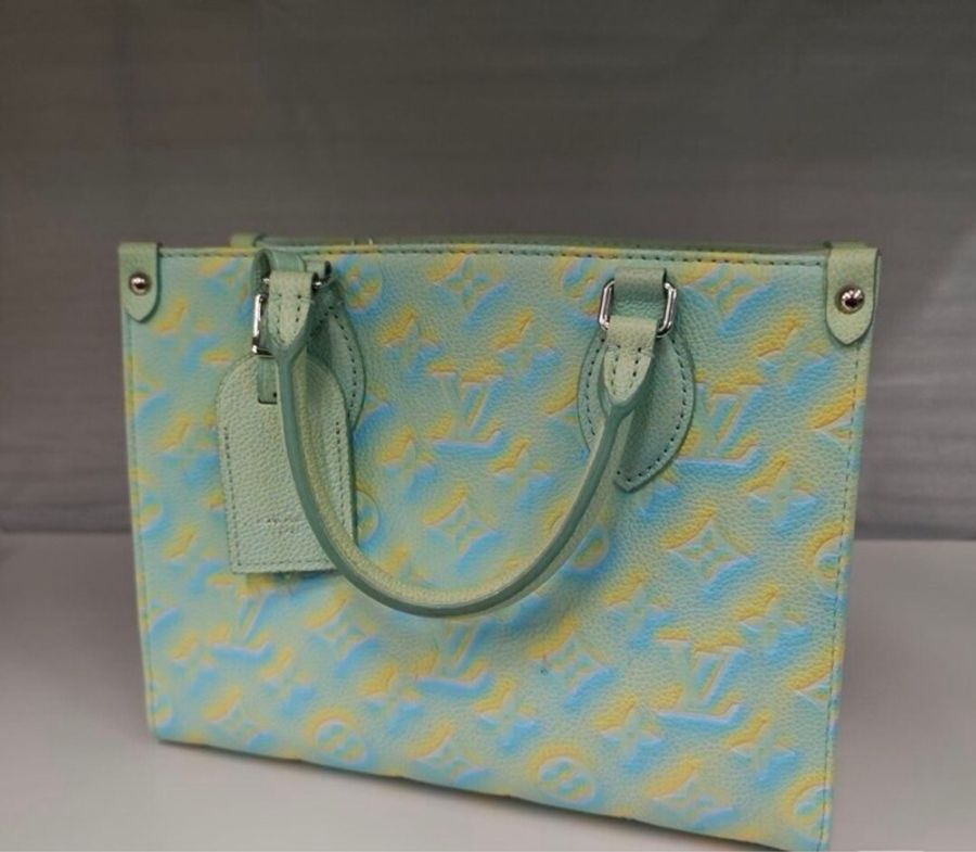 💙 Louis Vuitton 七夕限定｜日月星辰幻彩藍 OTG 小號托特包-14