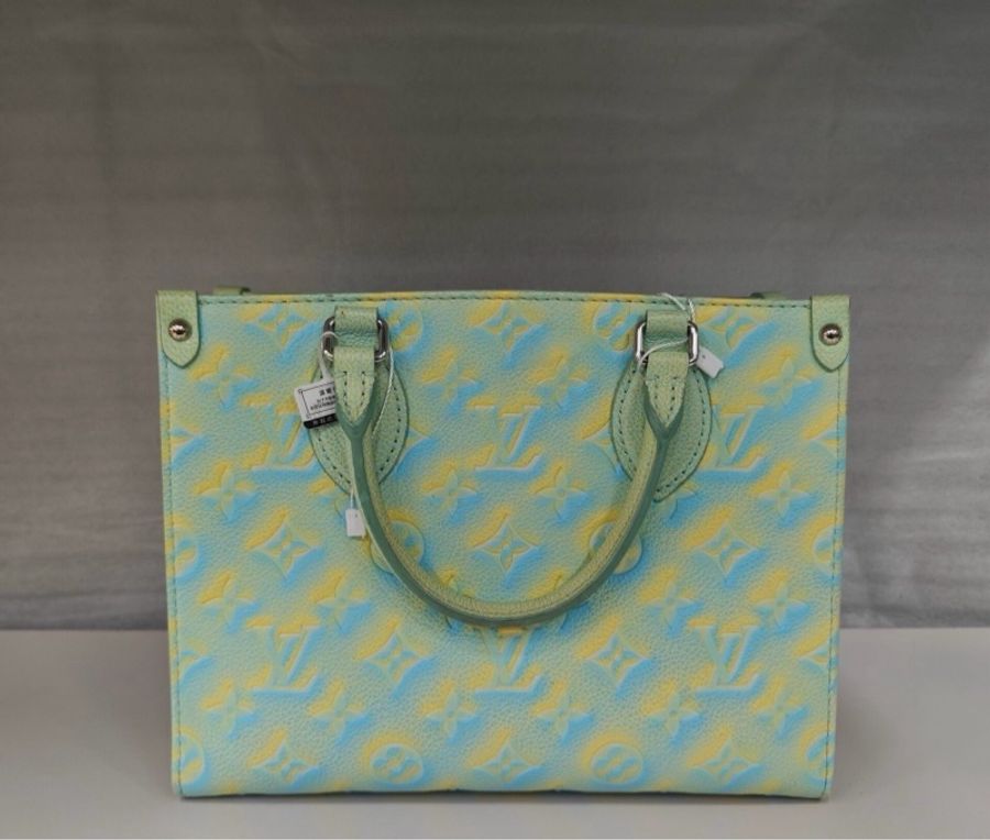💙 Louis Vuitton 七夕限定｜日月星辰幻彩藍 OTG 小號托特包-15