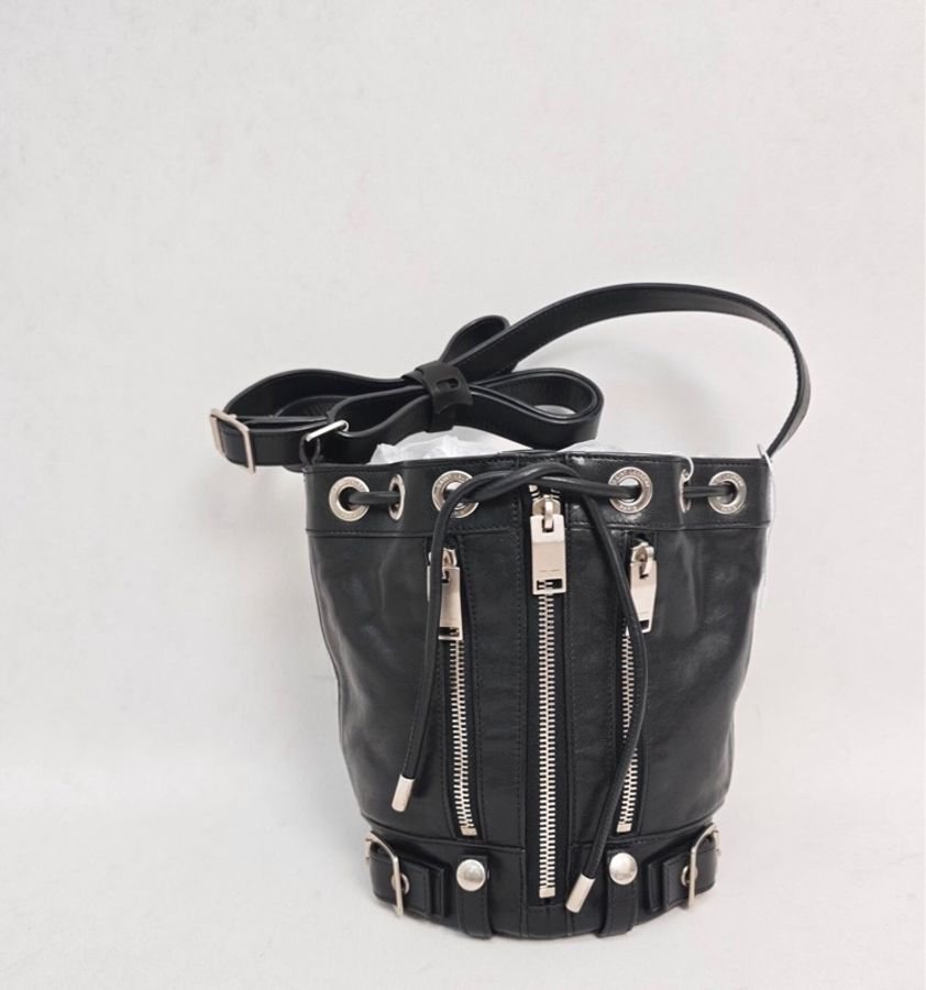 🖤 Saint Laurent YSL 黑色牛皮拉鍊機車水桶包-4