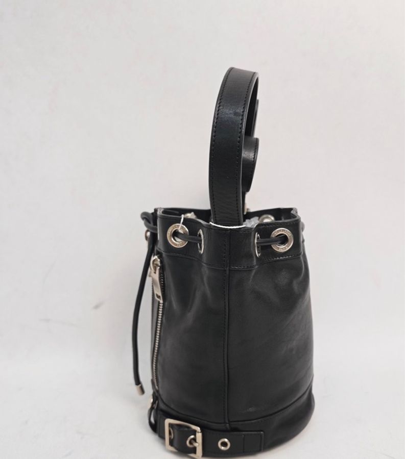 🖤 Saint Laurent YSL 黑色牛皮拉鍊機車水桶包-14