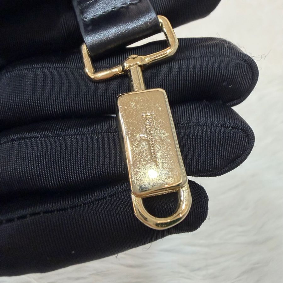 Salvatore Ferragamo BOX KELLY 黑色牛皮金釦 手提包凱莉包肩背包斜背包-74