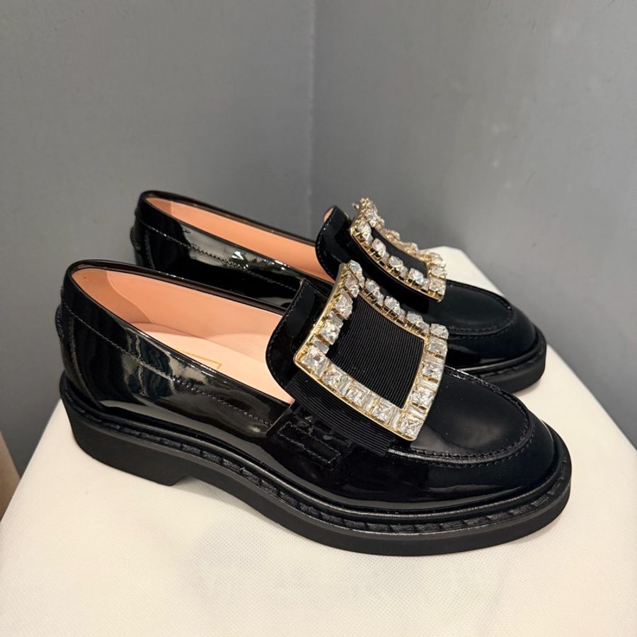 RV Roger Vivier 方鑽釦漆皮樂褔鞋 黑 35號-2