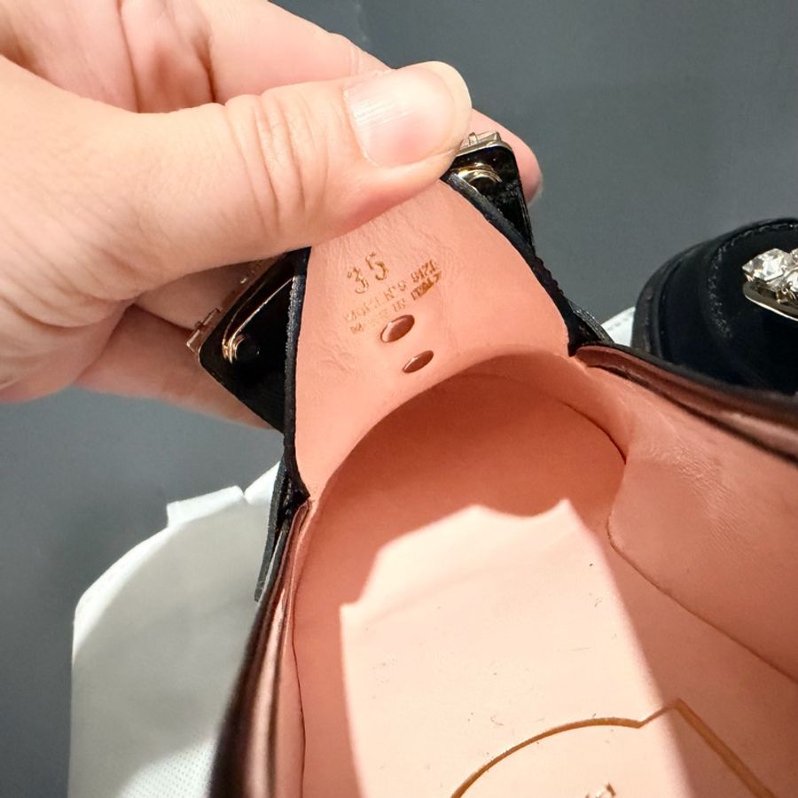 RV Roger Vivier 方鑽釦漆皮樂褔鞋 黑 35號-6