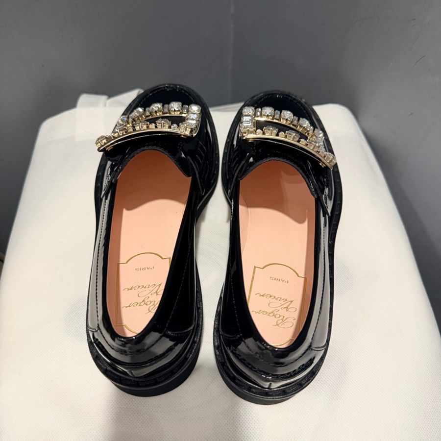 RV Roger Vivier 方鑽釦漆皮樂褔鞋 黑 35號-7