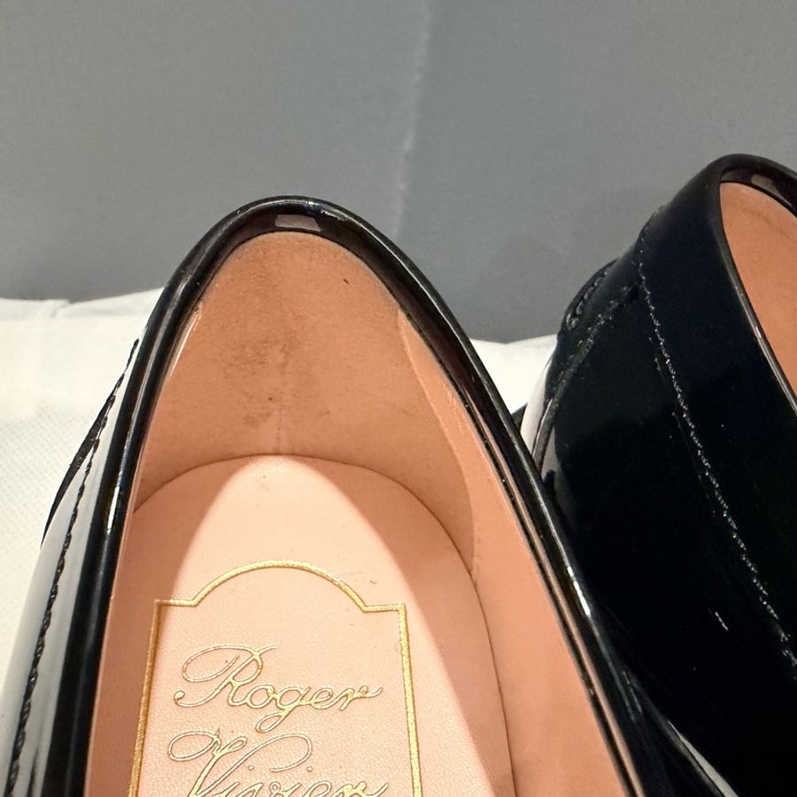 RV Roger Vivier 方鑽釦漆皮樂褔鞋 黑 35號-13