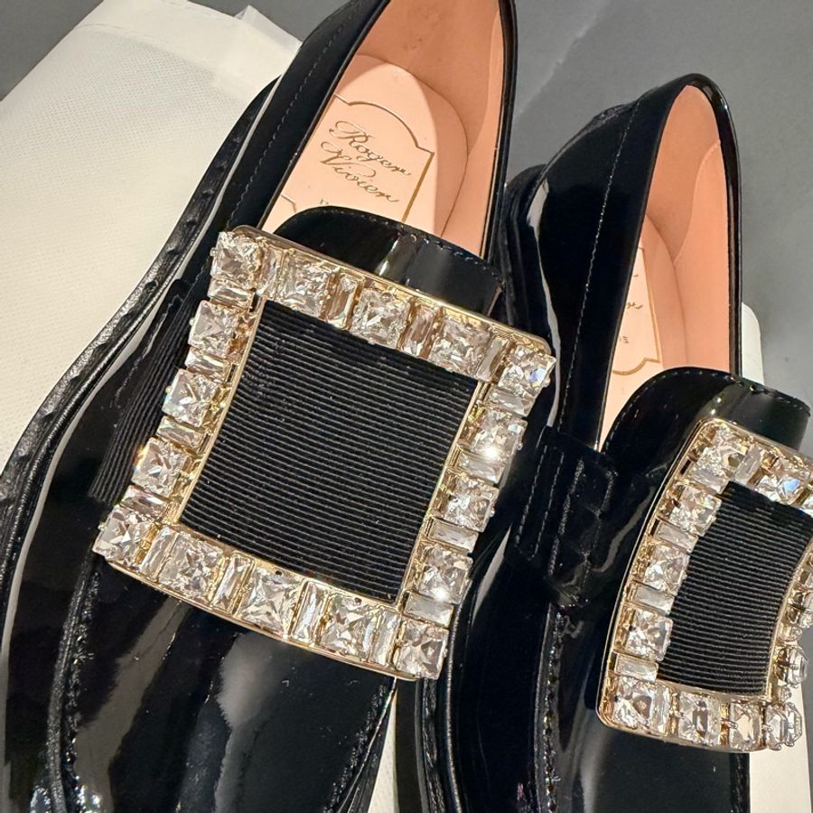 RV Roger Vivier 方鑽釦漆皮樂褔鞋 黑 35號-15