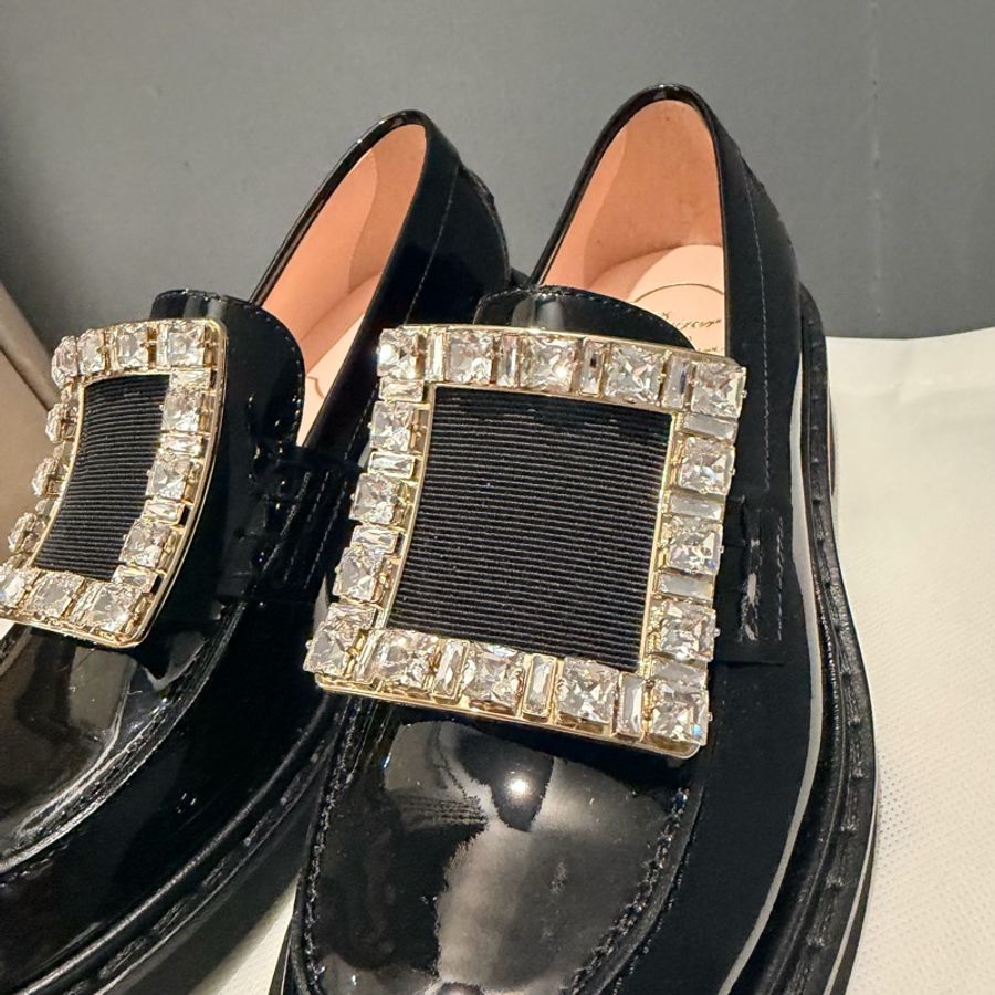 RV Roger Vivier 方鑽釦漆皮樂褔鞋 黑 35號-16