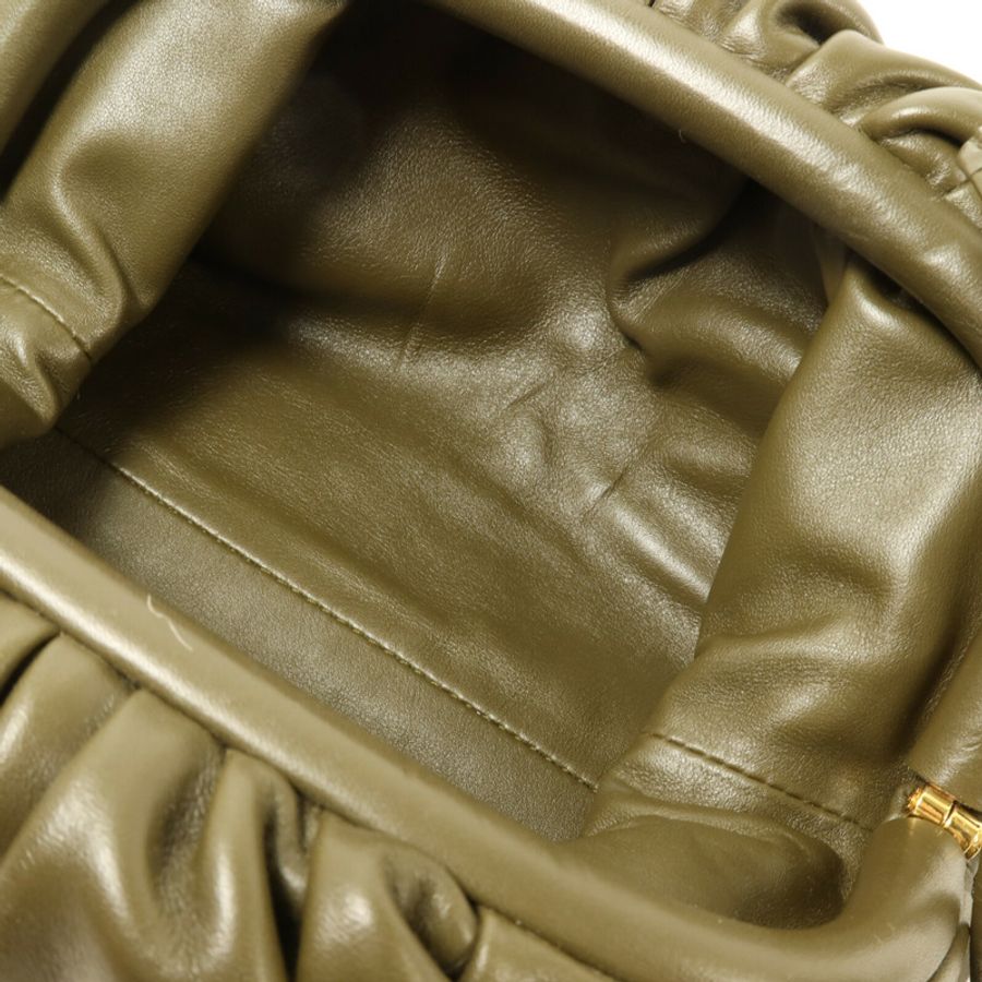 BOTTEGA VENETA 羊皮皮革Mini Pouch肩背袋-4