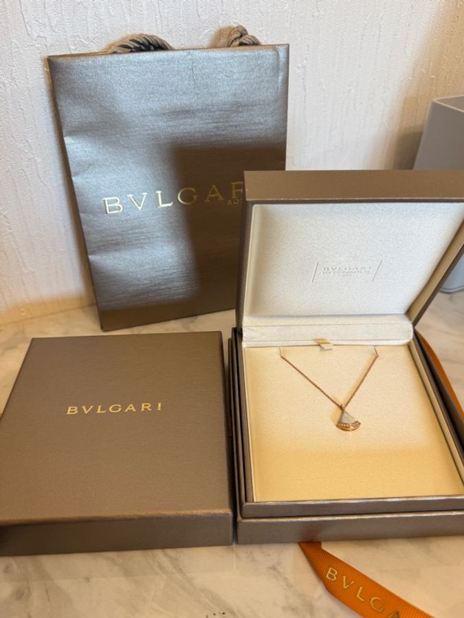 Bvlgari Diva’s Dream 白扇子鑽款 🤍-3