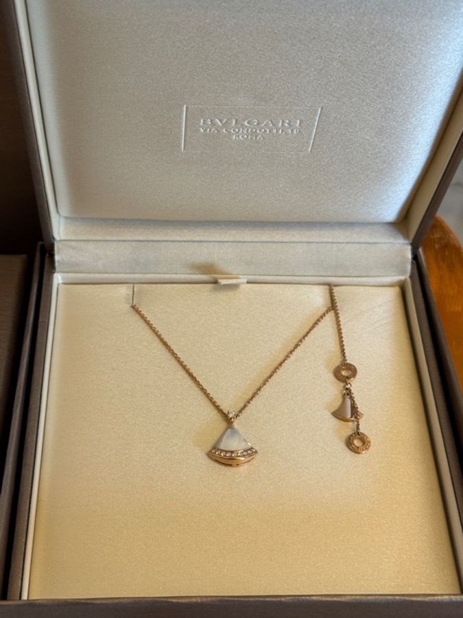 Bvlgari Diva’s Dream 白扇子鑽款 🤍-4