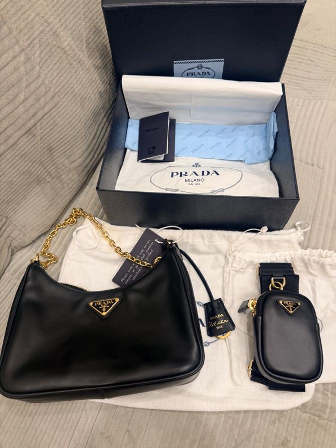Prada 黑金皮革三合一 可肩背 斜背 全新未使用 全新閒置品-1