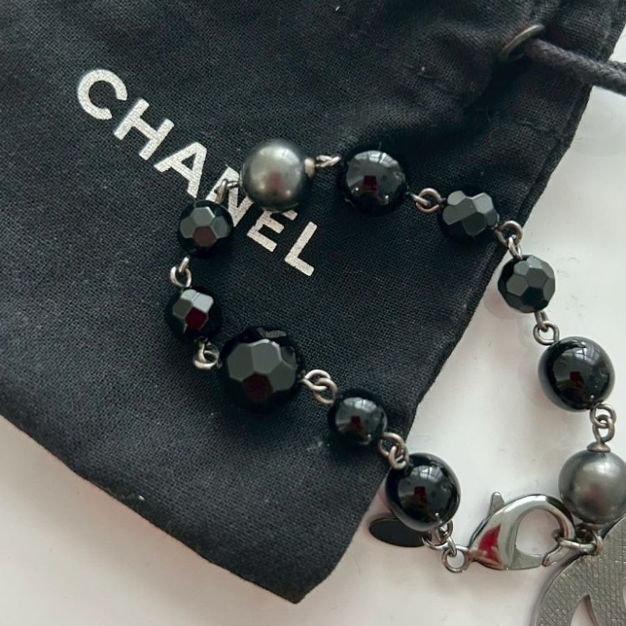 S26 Chanel 灰色Coco Mark 仿珍珠手鍊-5