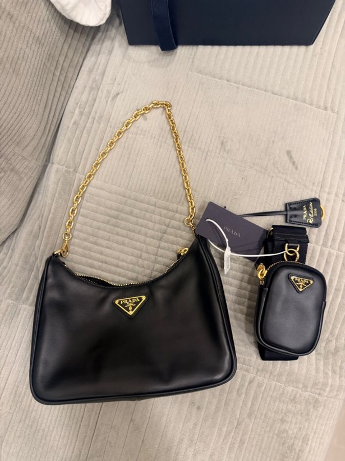 Prada 黑金皮革三合一 可肩背 斜背 全新未使用 全新閒置品-4