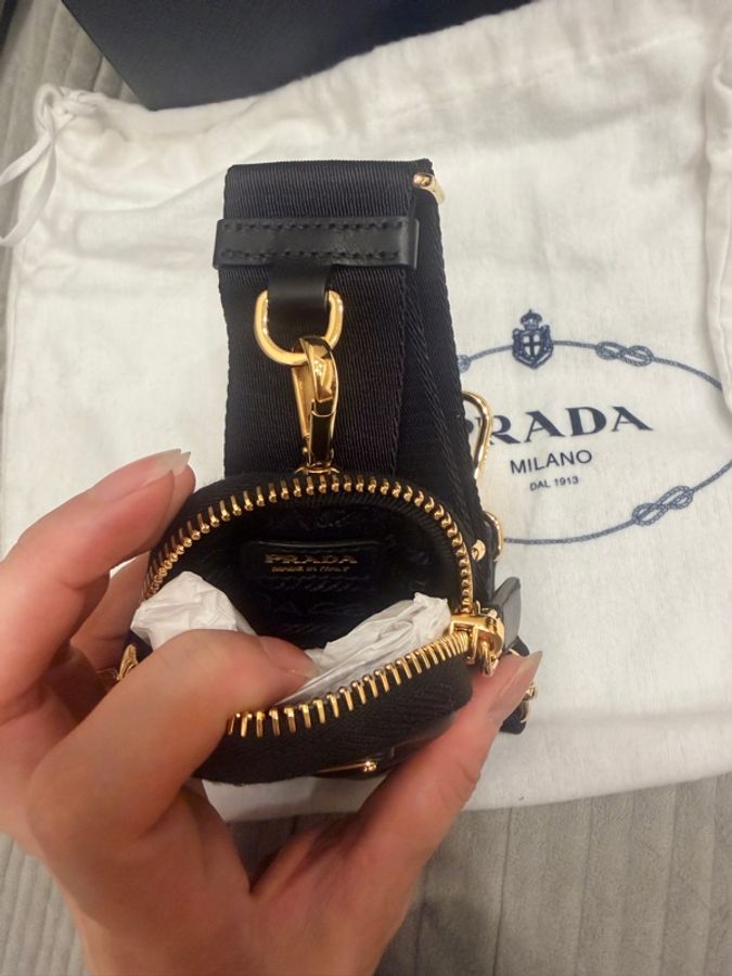 Prada 黑金皮革三合一 可肩背 斜背 全新未使用 全新閒置品-6