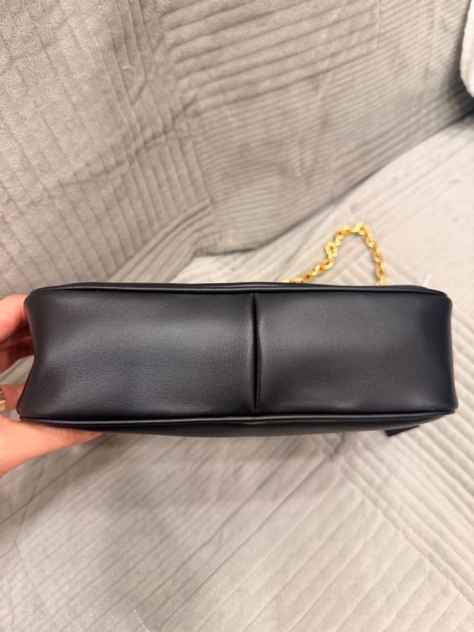 Prada 黑金皮革三合一 可肩背 斜背 全新未使用 全新閒置品-16