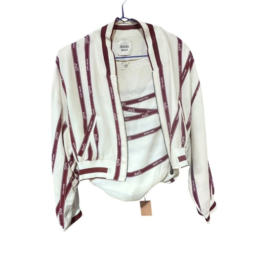 【美收精品】HERMÈS 100%絲稠經典短版拉鍊連帽落肩夾克外套+內搭長袖上衣與背心三件套 5-412 5-413 5-414【隔月月中將轉賣至日本 上架期限30天】-8