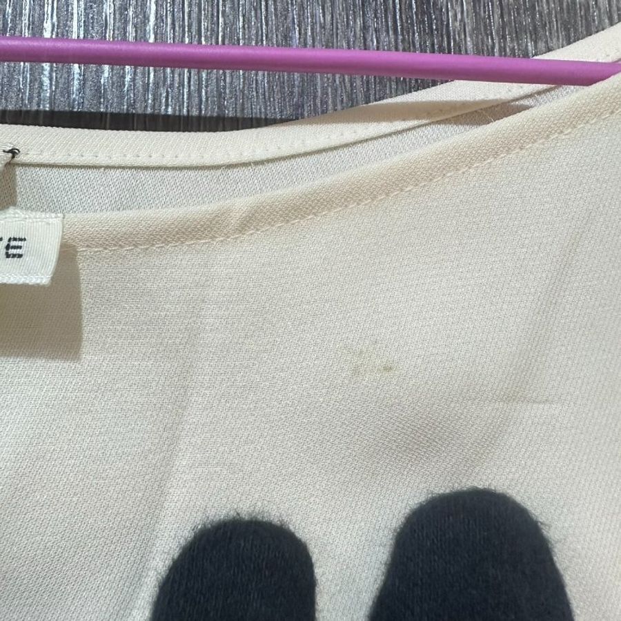 【美收精品】HERMÈS 100%絲稠經典短版拉鍊連帽落肩夾克外套+內搭長袖上衣與背心三件套 5-412 5-413 5-414【隔月月中將轉賣至日本 上架期限30天】-9