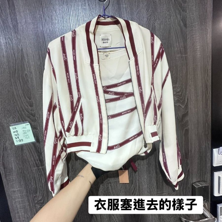 【美收精品】HERMÈS 100%絲稠經典短版拉鍊連帽落肩夾克外套+內搭長袖上衣與背心三件套 5-412 5-413 5-414【隔月月中將轉賣至日本 上架期限30天】-15