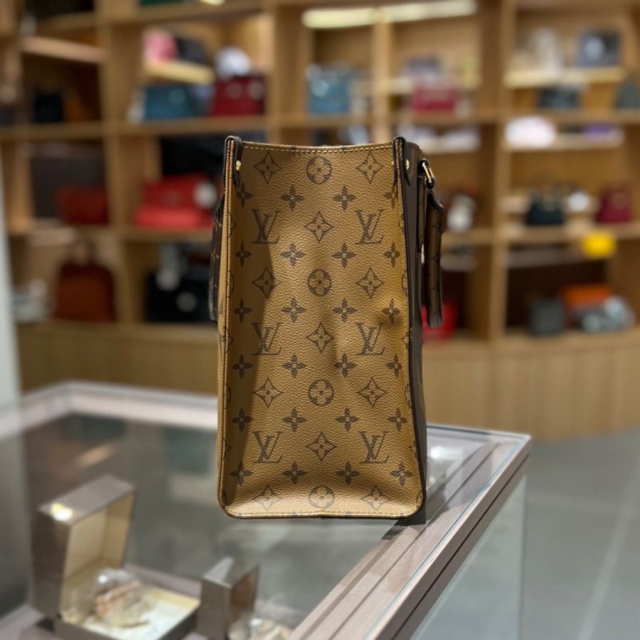 lv路易威登经典老花Onthego中号-3