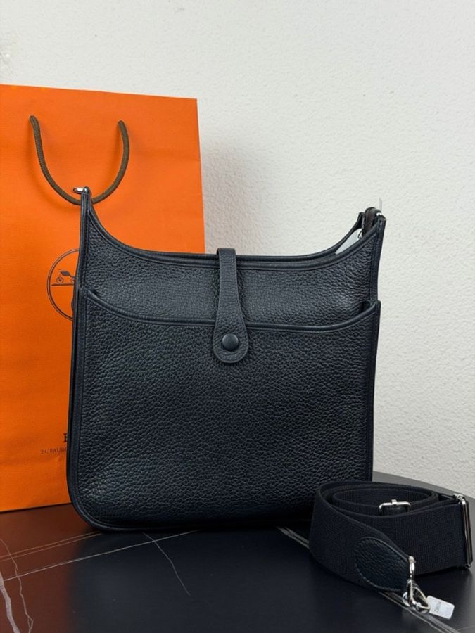 99新 HERMES愛馬仕 Evelyne伊芙琳29 銀扣 Clemence小牛皮 斜挎單肩包 29 黑色 B刻 男女同款-1
