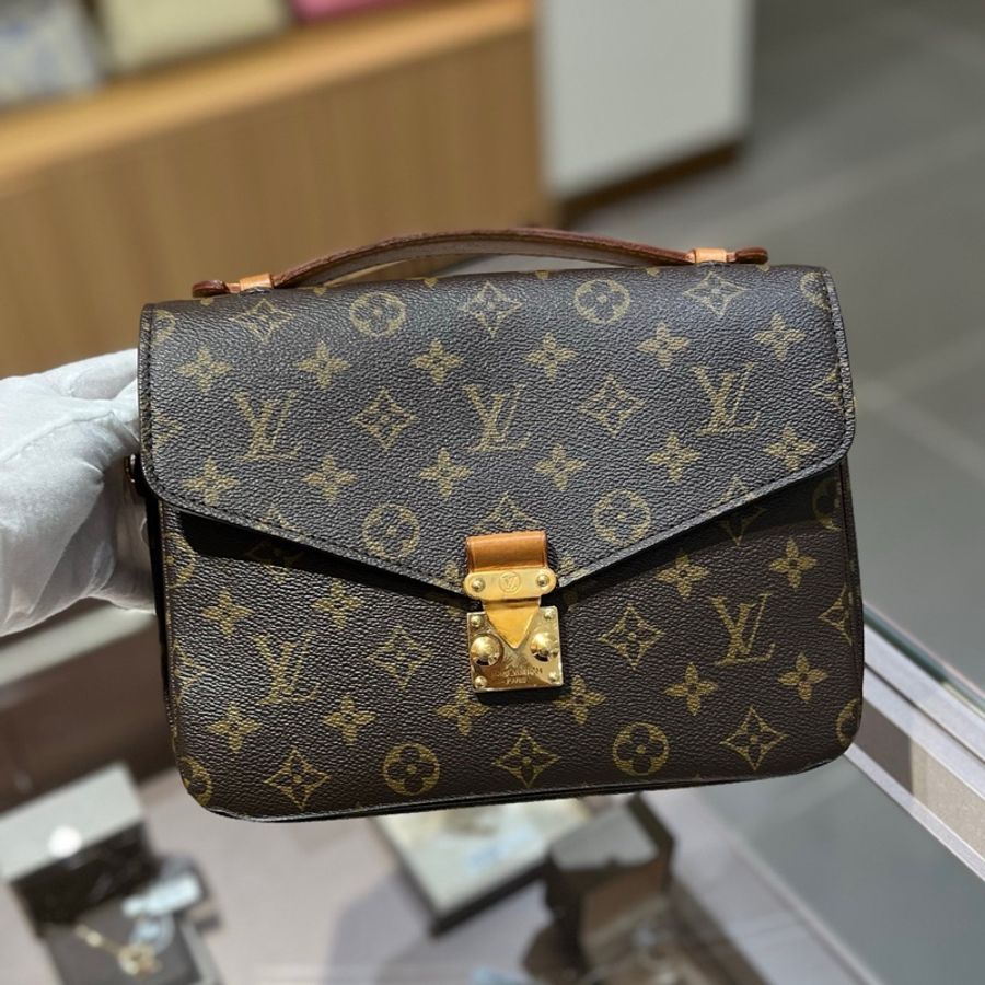 LV路易威登邮差包-5