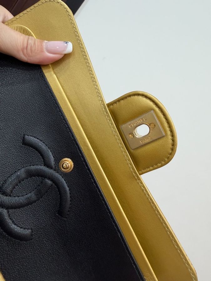 《仙闆名牌精品》Chanel 香奈兒 Metiers d'art 手工坊系列 埃及金 鱷魚紋 CF 25 口蓋包 斜背包 肩背包 手提包-15