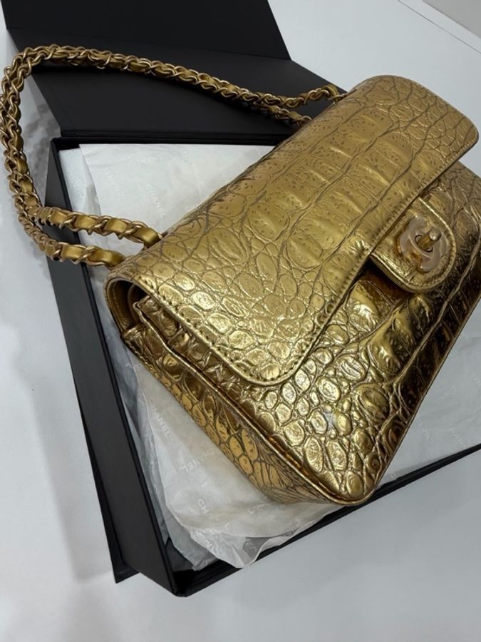 《仙闆名牌精品》Chanel 香奈兒 Metiers d'art 手工坊系列 埃及金 鱷魚紋 CF 25 口蓋包 斜背包 肩背包 手提包-19