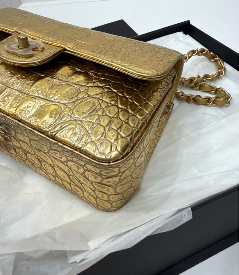 《仙闆名牌精品》Chanel 香奈兒 Metiers d'art 手工坊系列 埃及金 鱷魚紋 CF 25 口蓋包 斜背包 肩背包 手提包-29