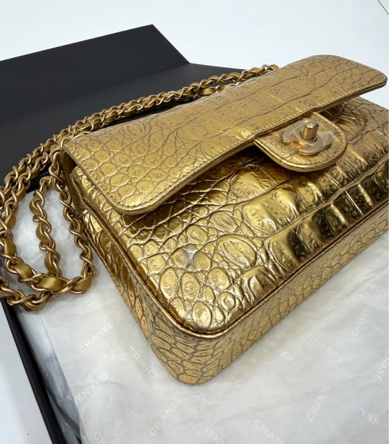 《仙闆名牌精品》Chanel 香奈兒 Metiers d'art 手工坊系列 埃及金 鱷魚紋 CF 25 口蓋包 斜背包 肩背包 手提包-30