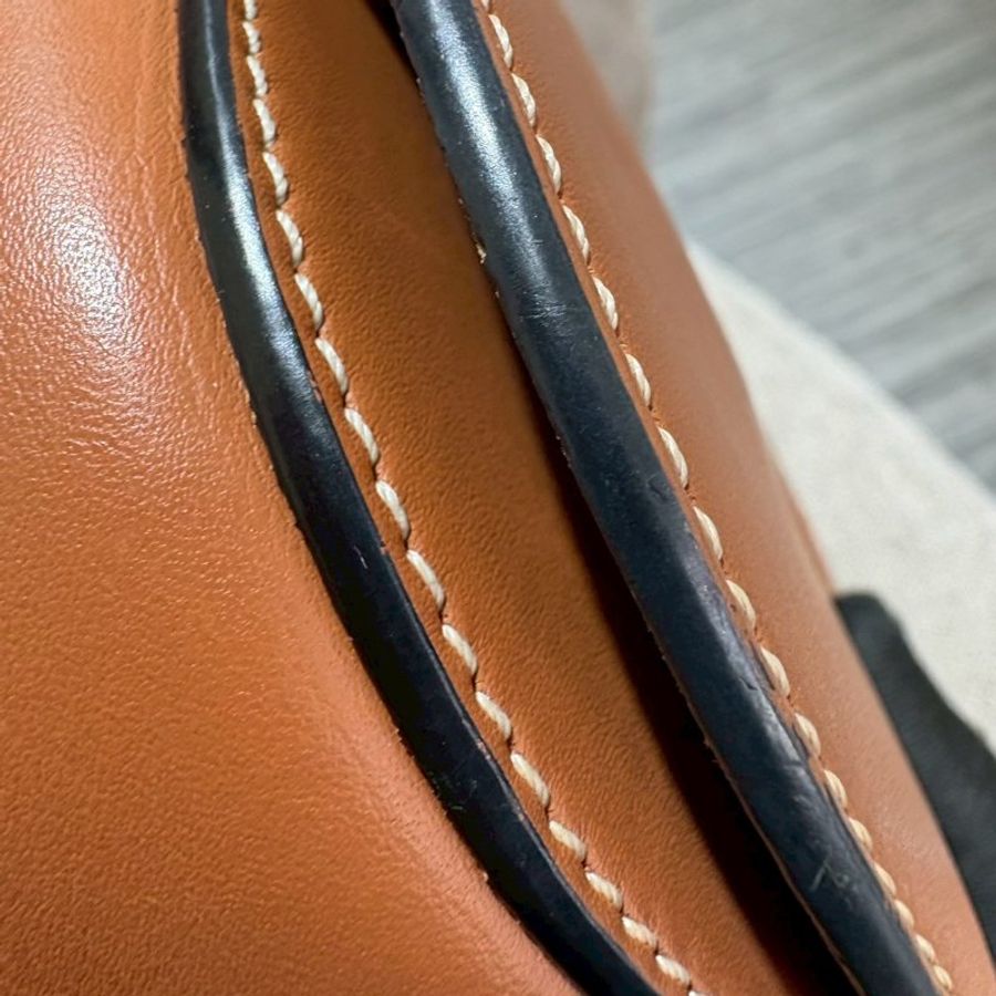 LOEWE 迷你馬鞍包-7