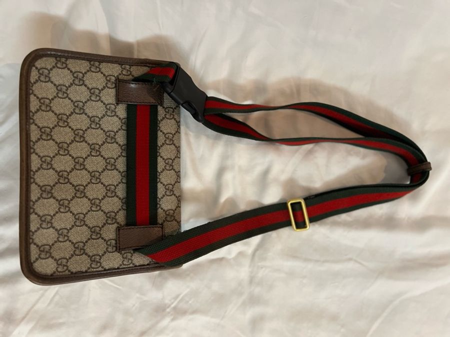 Gucci Neo Vintage GG Supreme 經典虎頭牛皮磁扣郵差包-8