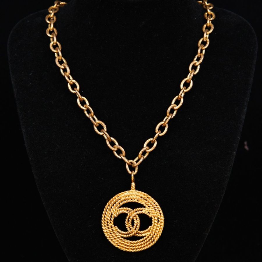 Chanel 92年素金麦穗双C圆形吊坠项链-0