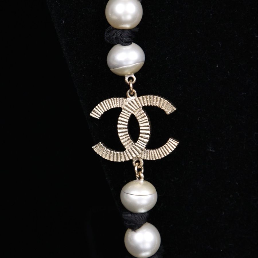Chanel 16年黑色绳结珍珠长项链毛衣链-9