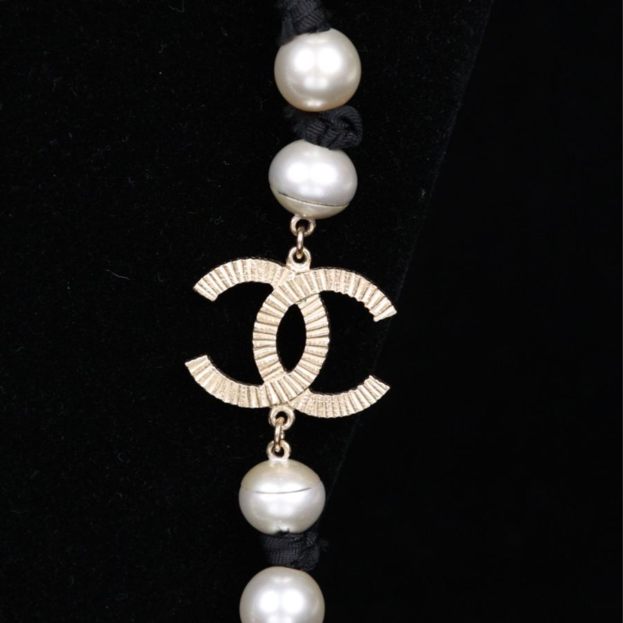 Chanel 16年黑色绳结珍珠长项链毛衣链-12