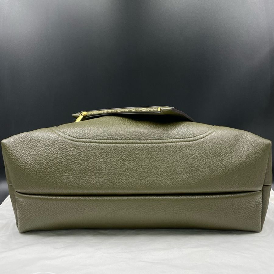 古馳/Gucci 【新品】GucciSoftbit系列大號肩背包 深綠色粒面皮革 46x26x16 專櫃價28000。-2