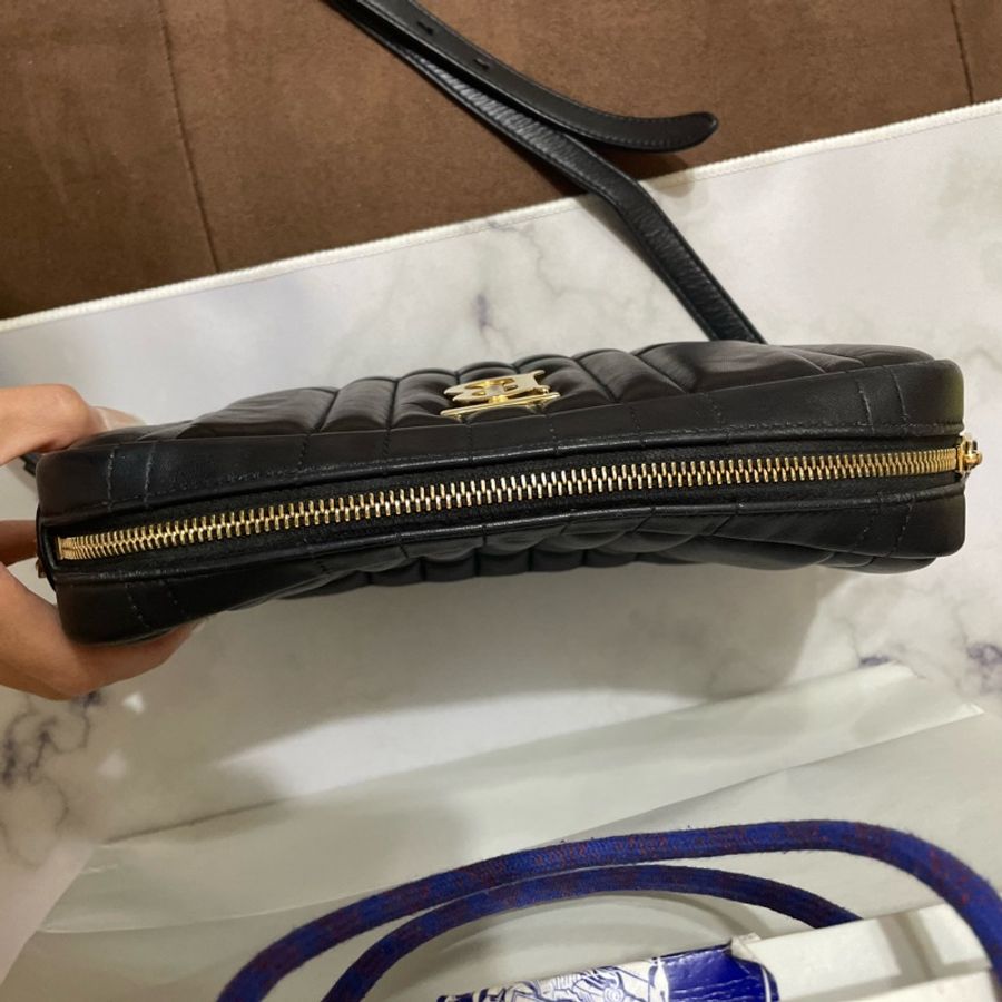 Burberry Small Lola Camera Bag相機包-11
