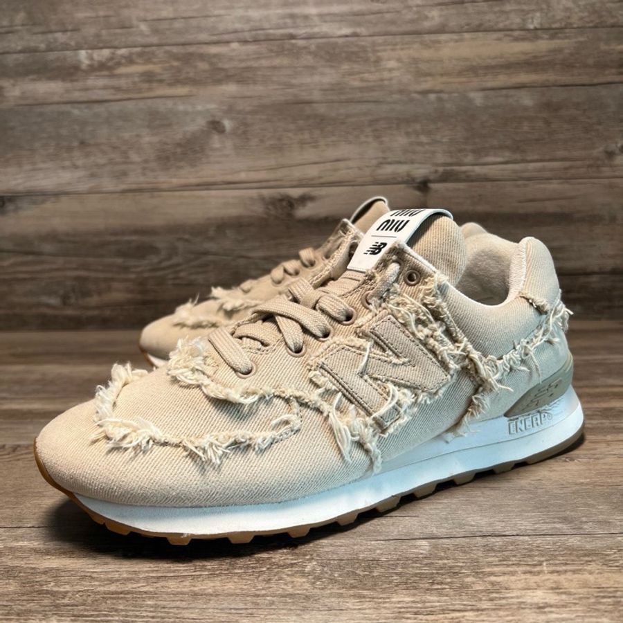 miumiu x New Balance NB 574 新百倫 繆繆 聯名 卡其色 棕色41碼-0