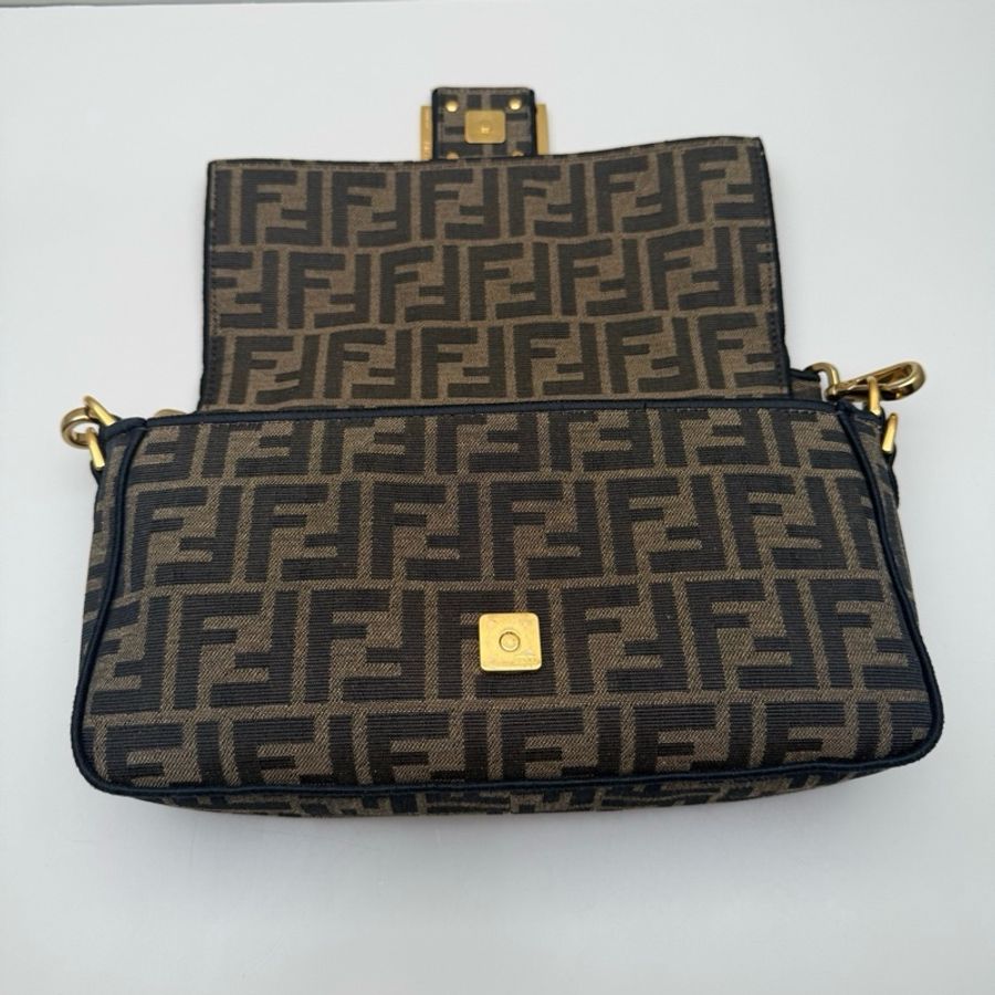芬迪/Fendi FF老花中號法棍手提包單肩包斜挎包 金扣 FF老花圖案 附件:肩帶 -6