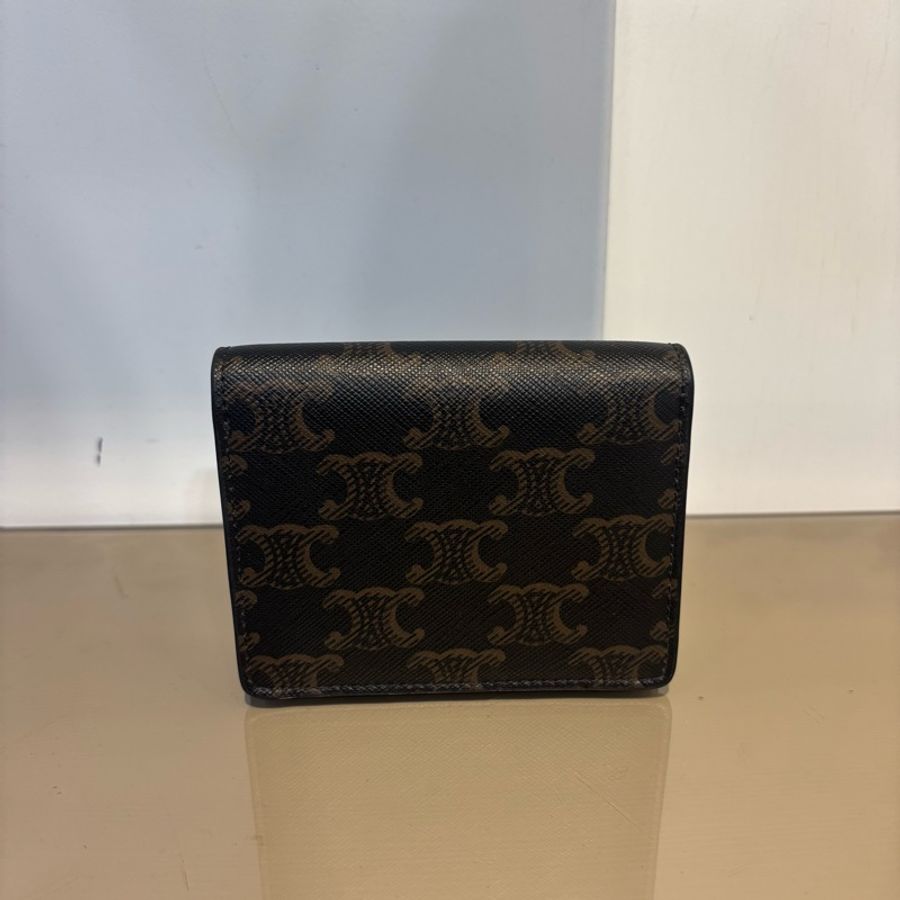 Celine Triomphe 2卡零錢卡包10M122DB7.04LU-1
