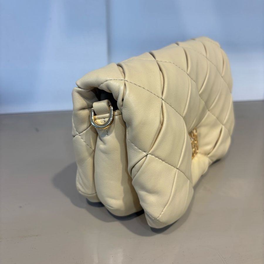 Loewe 米黃色羊皮Goya Puffer肩斜背包-2