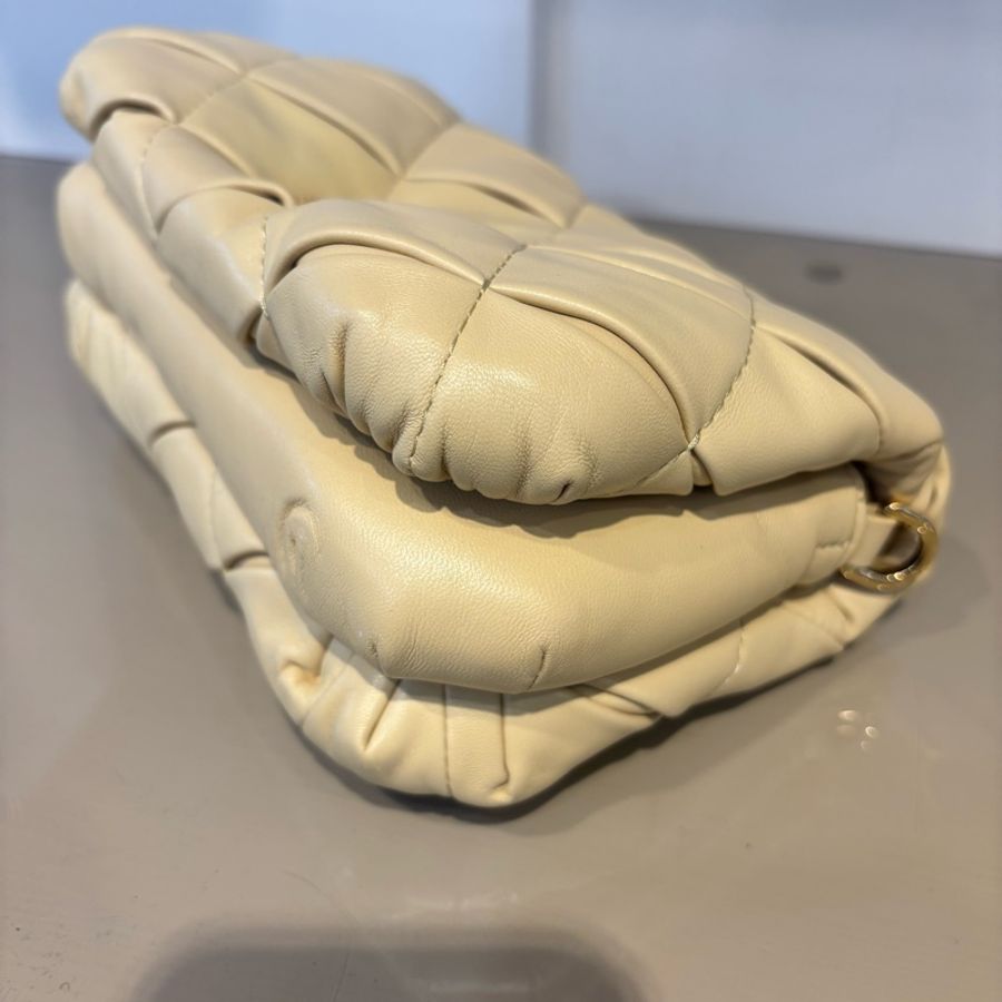 Loewe 米黃色羊皮Goya Puffer肩斜背包-6