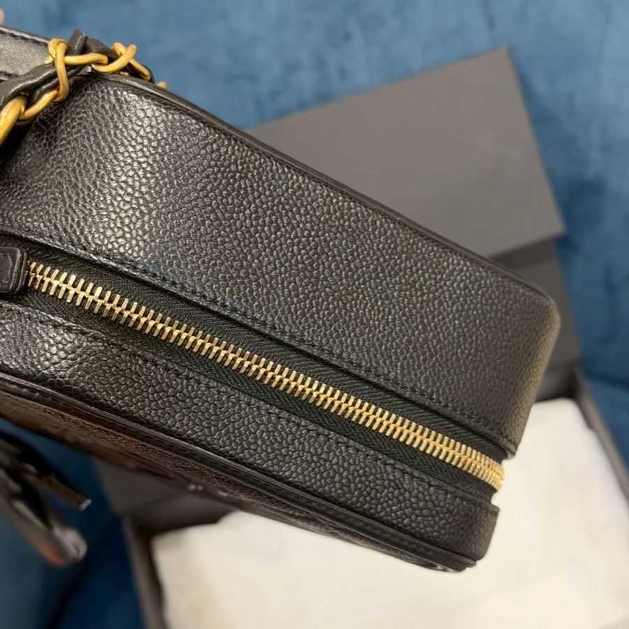 全新全配🖤✨#香奈兒 #黑金荔枝 #vanity case #相機包-7