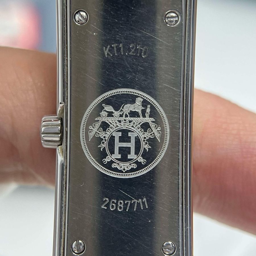 Hermès 愛馬仕 表徑KELLY2系列 石英表 609122。尺寸40*15-4
