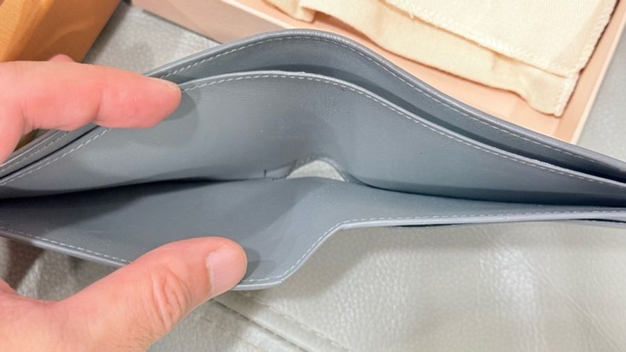 lv louis vuitton 男 灰 印花短夾 使用1年 型號M81383-17